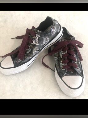 Converse sneakers sugar skull cat print women’s size 6 all star chucks cat lady